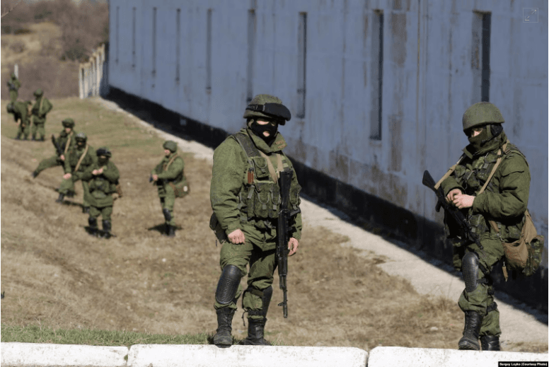 По меньшей мере 52 тысяч российских военных погибли на войне против Украины (данные "Би-би-си" и "Медиазоны" на 10 мая 2024 года)