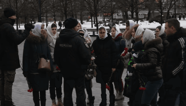 Акция в Александровском саду в Москве